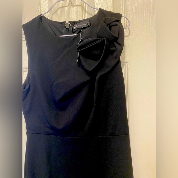 NEW YORK & COMPANY MIDI BLACK DRESS With Flowers on left shoulder size small NWT - Picture 3 of 14
